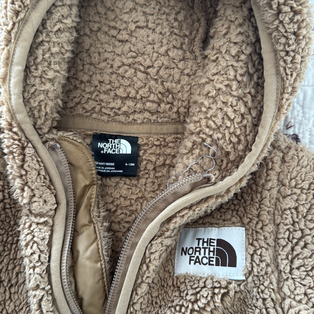 The Northface Sherpa, teddy bear jacket - Picture 2 of 4